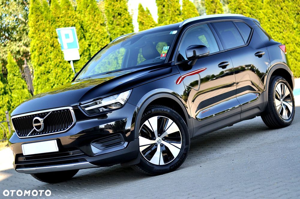 Volvo XC 40 T3 Momentum Pro - 3