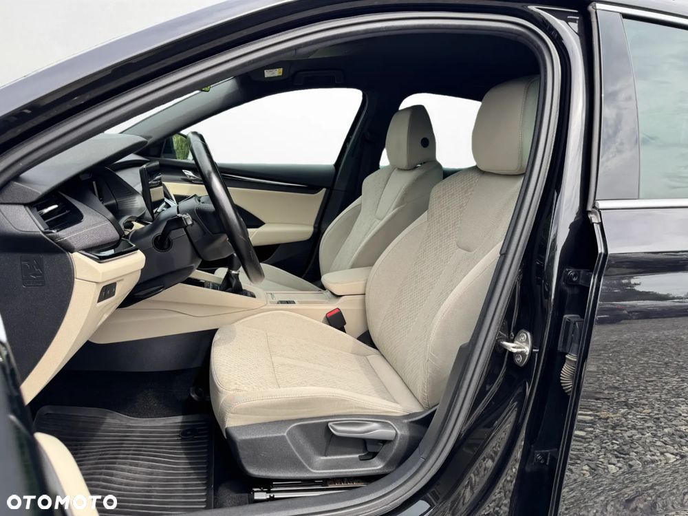 Skoda Octavia 1.5 TSI ACT Style - 24