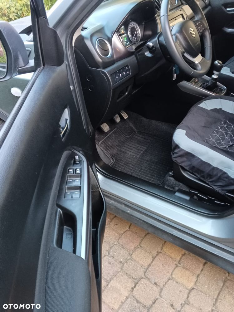 Suzuki Vitara - 18