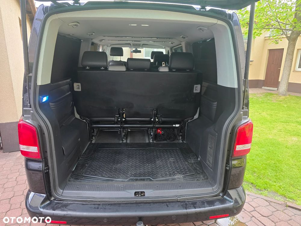 Volkswagen Multivan - 27