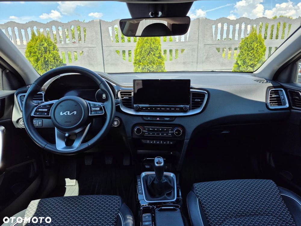 Kia XCeed 1.5 T-GDI Business Line - 9