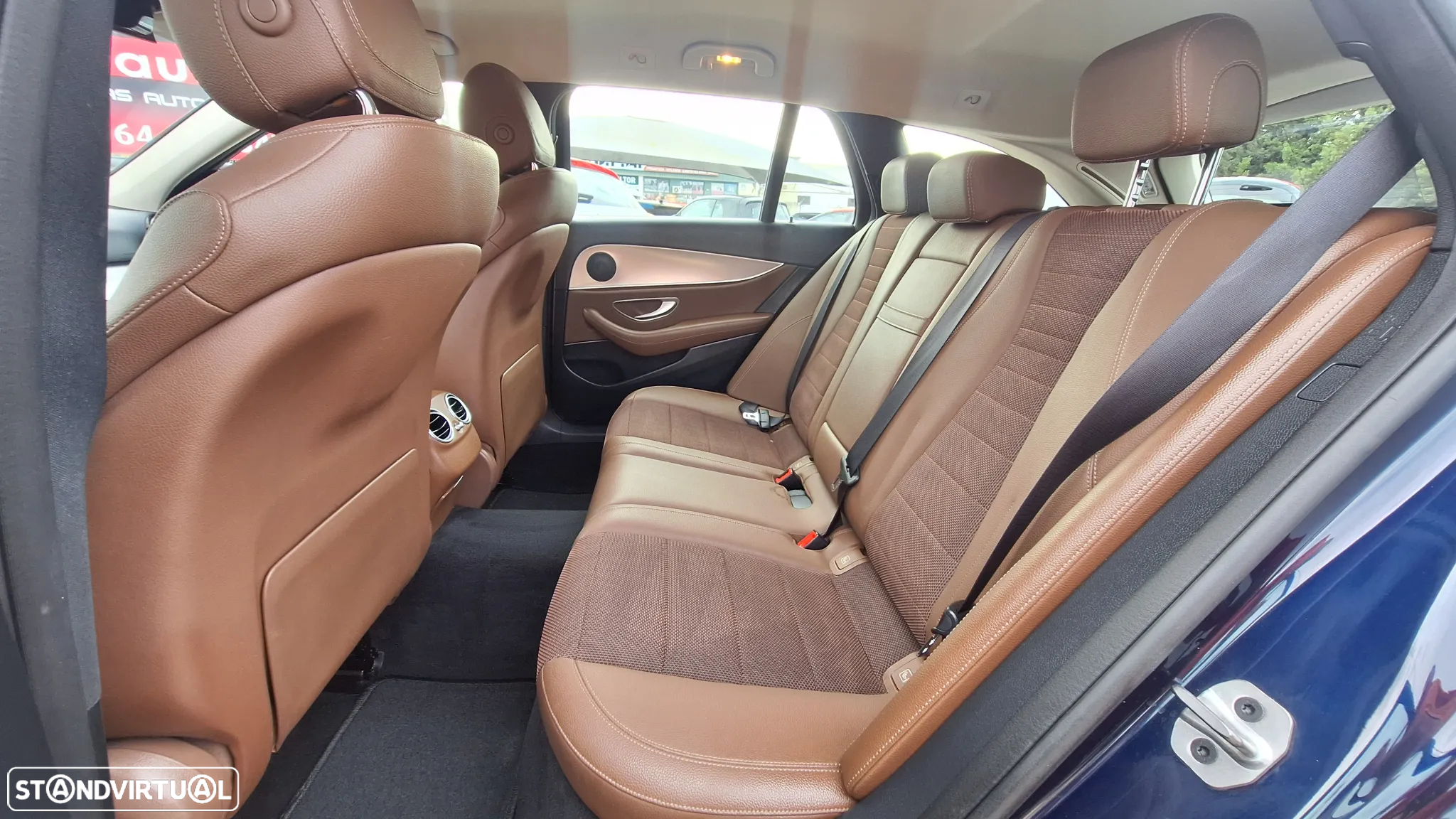 Mercedes-Benz E 300 de Avantgarde - 17