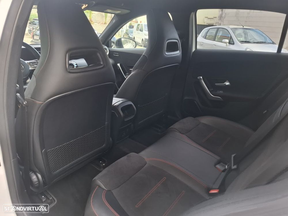 Mercedes-Benz A 200 7G-DCT AMG Line - 42