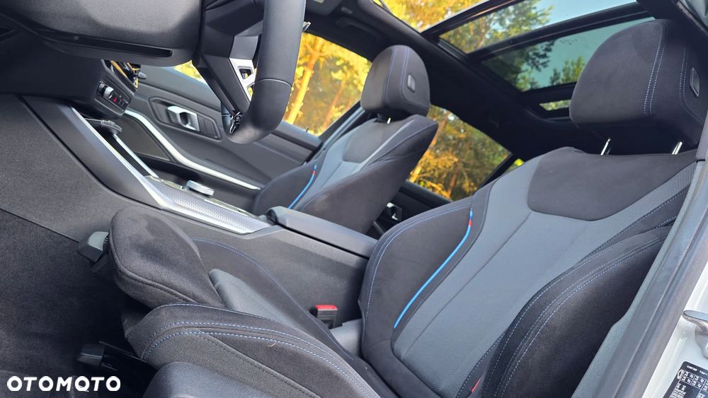 BMW Seria 3 320d xDrive MHEV M Sport sport - 22