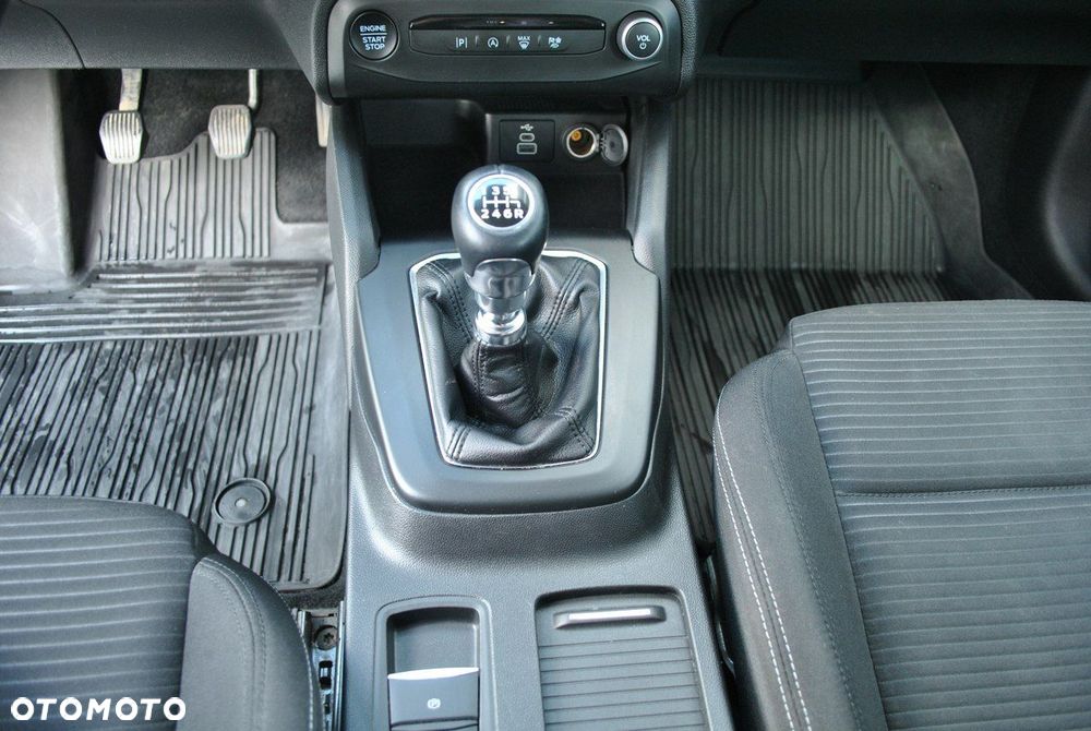 Ford Focus 1.0 EcoBoost Titanium - 20