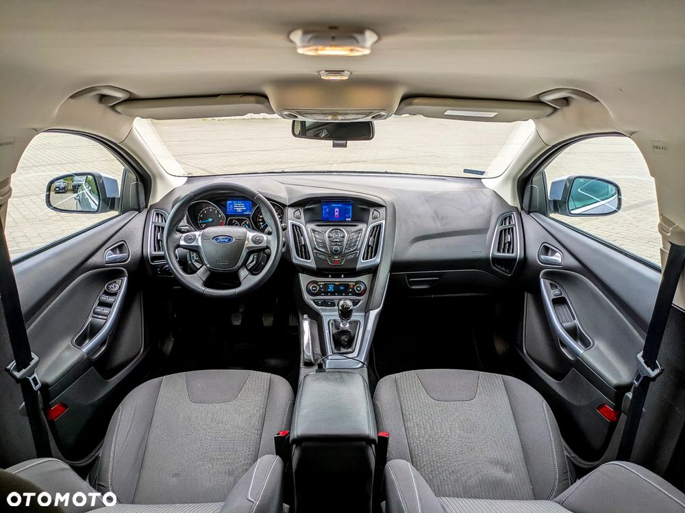 Ford Focus - 11