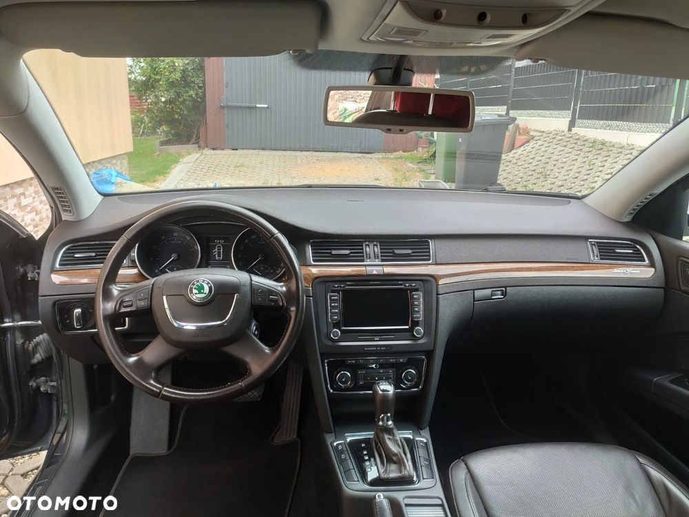Skoda Superb 2.0 TSI L&K DSG - 15