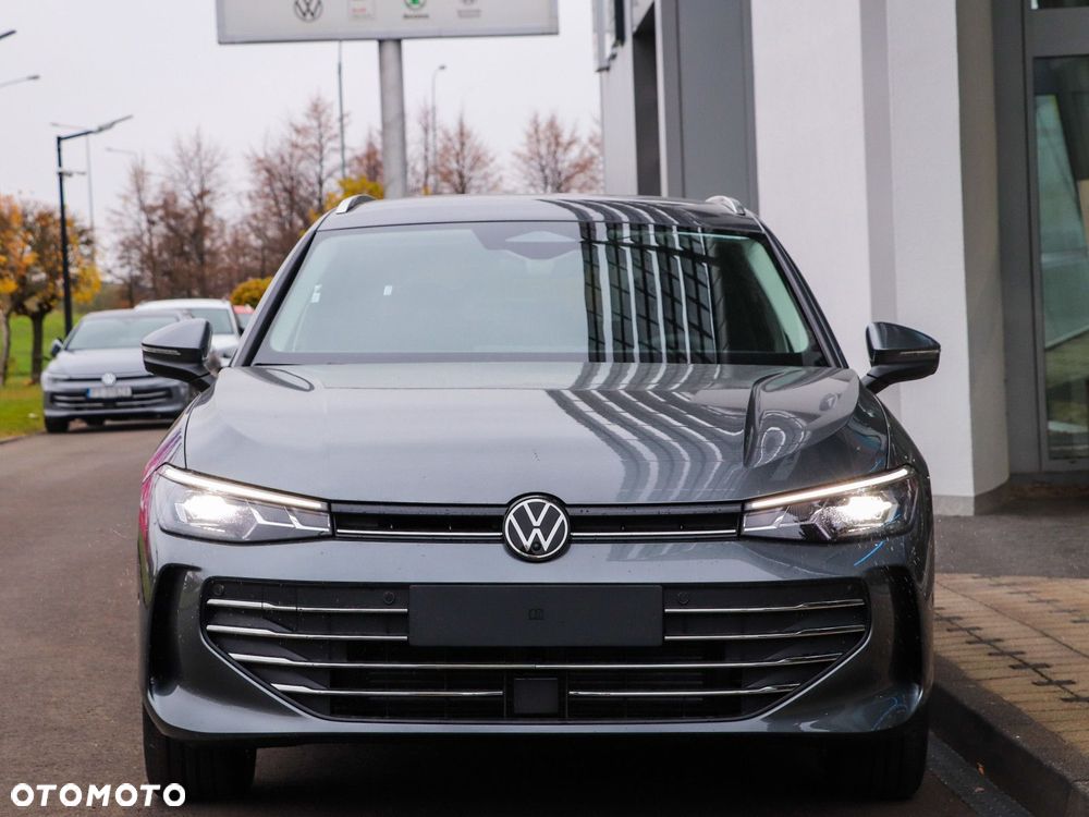 Volkswagen Passat - 9