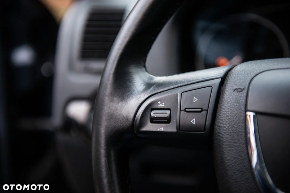 Skoda Octavia 1.8 TSI DSG Laurin & Klement - 35