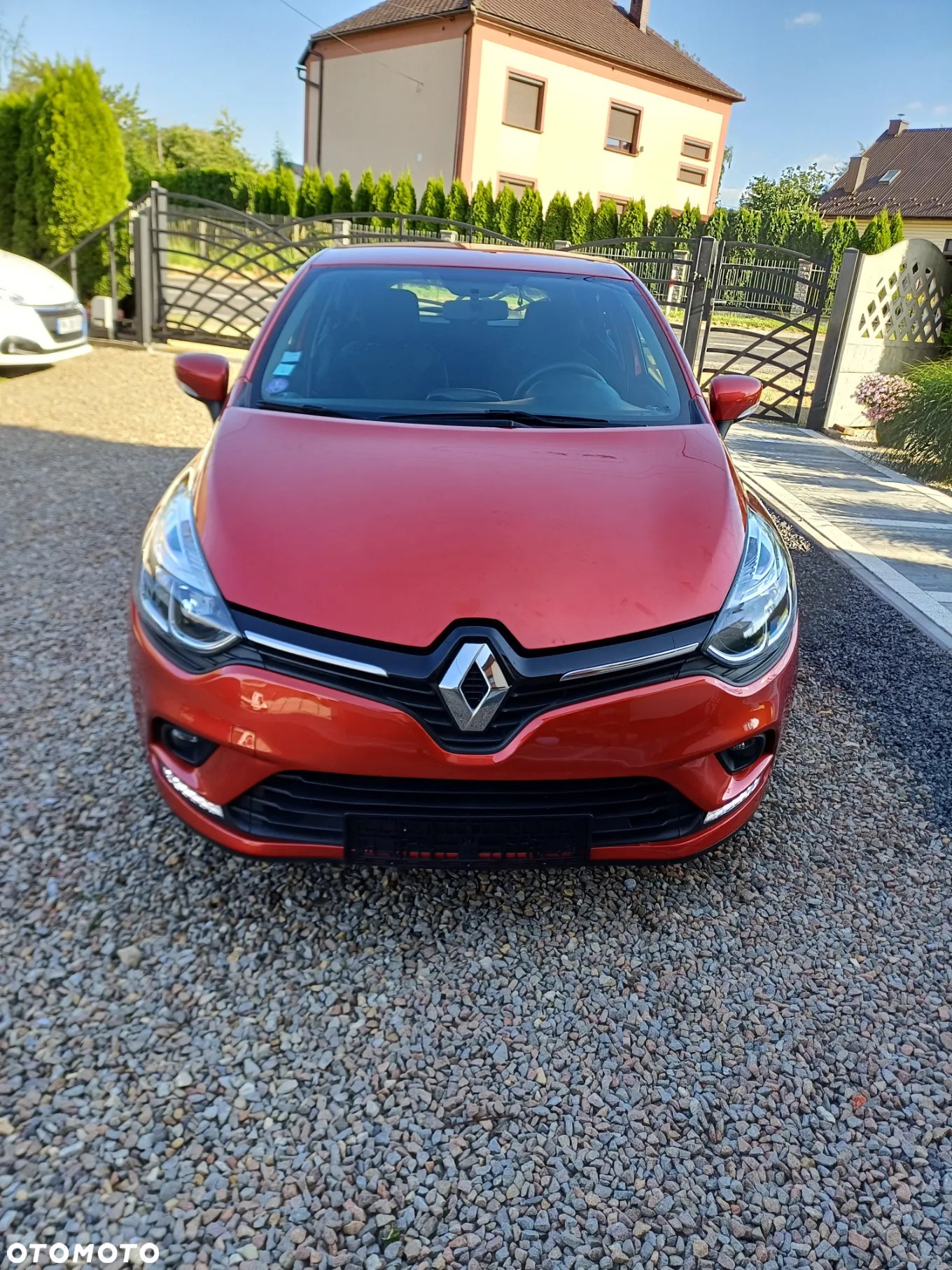 Renault Clio TCe 90 BUSINESS EDITION - 4
