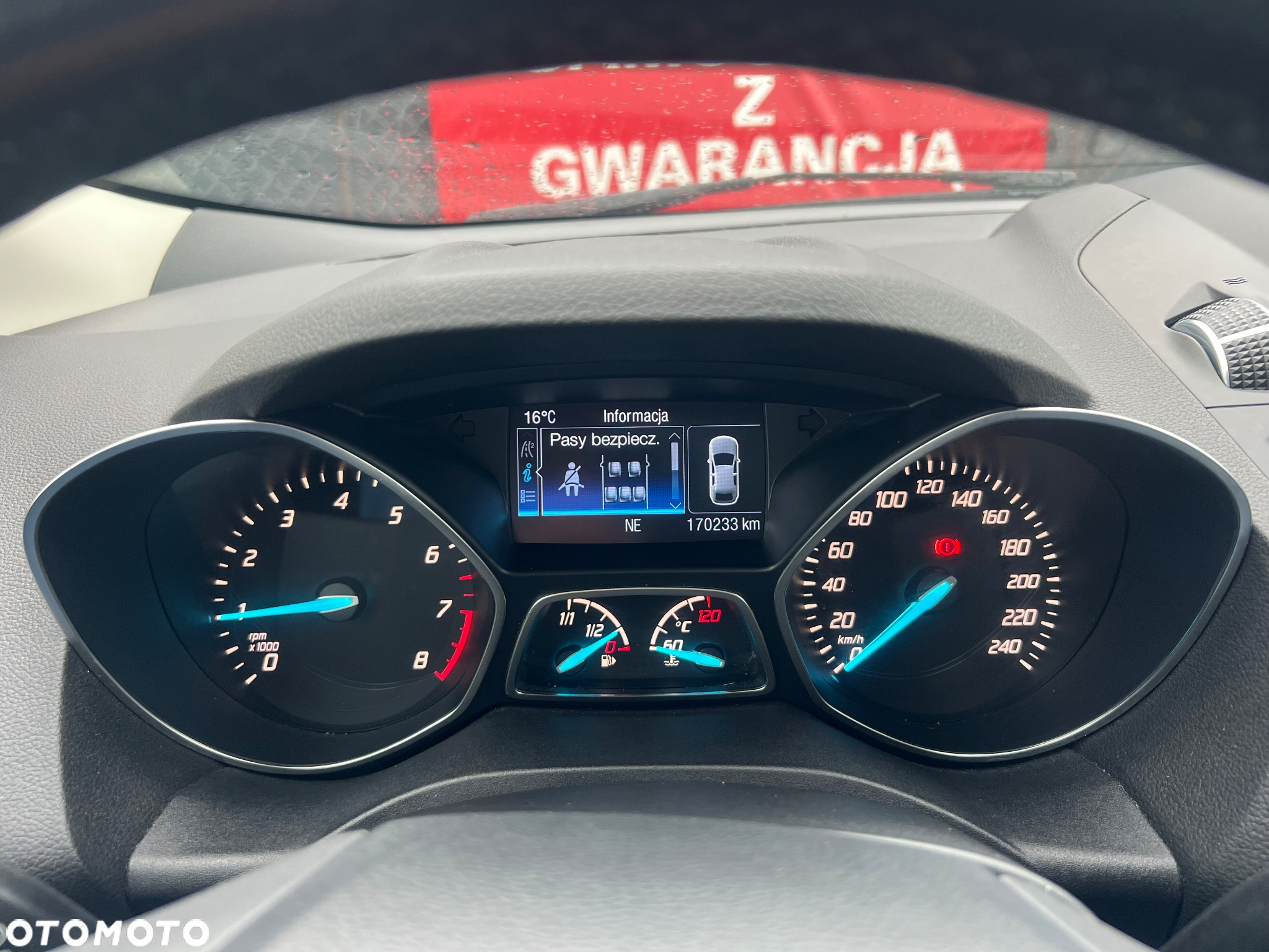 Ford Kuga - 12