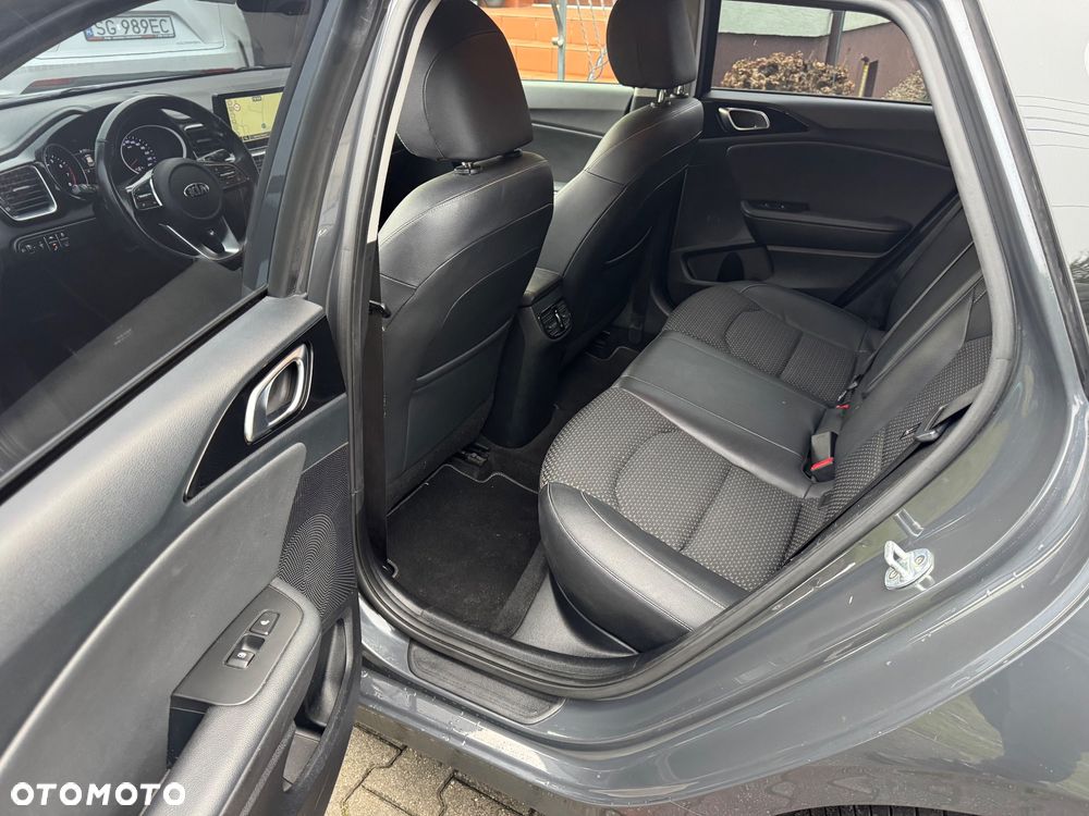 Kia Ceed 1.4 T-GDI OPF GT Line - 22