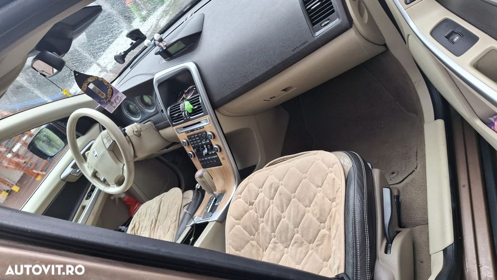 Volvo XC 60 D5 AWD Aut. - 5