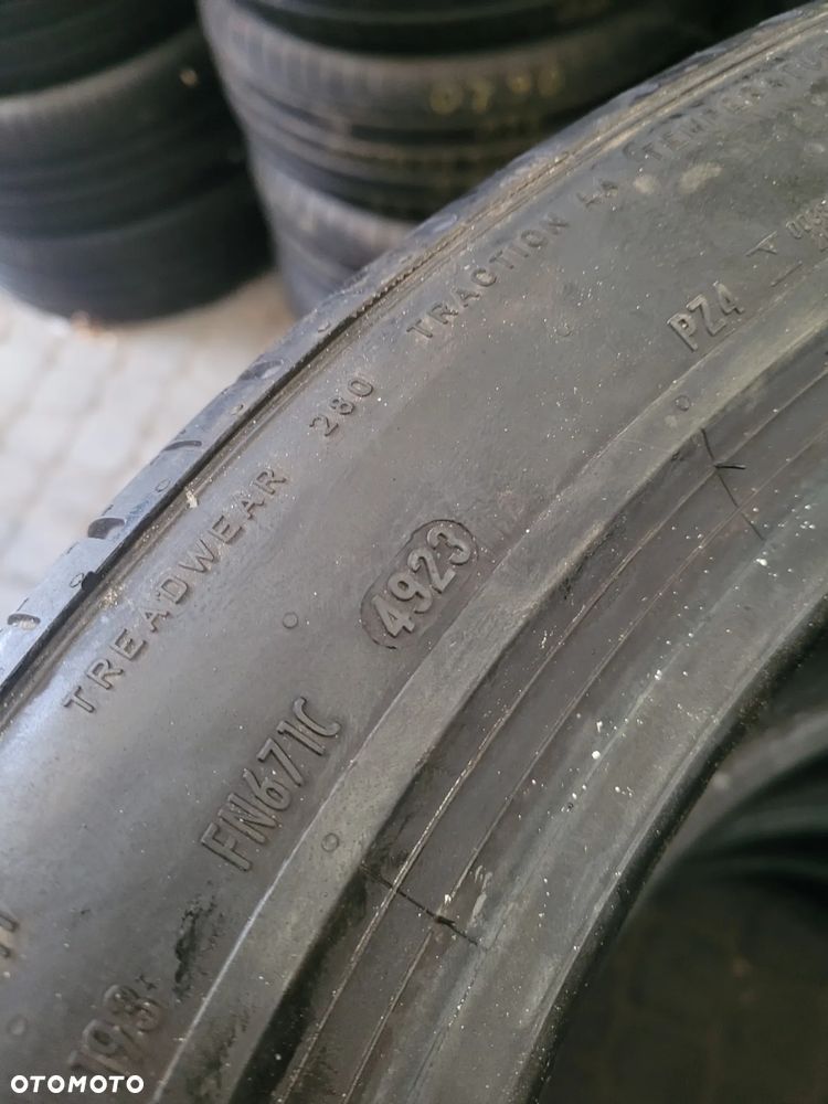 285/40R21 109Y A01 - Pirelli PZero - 23r - 6.5mm- Komplet - 5