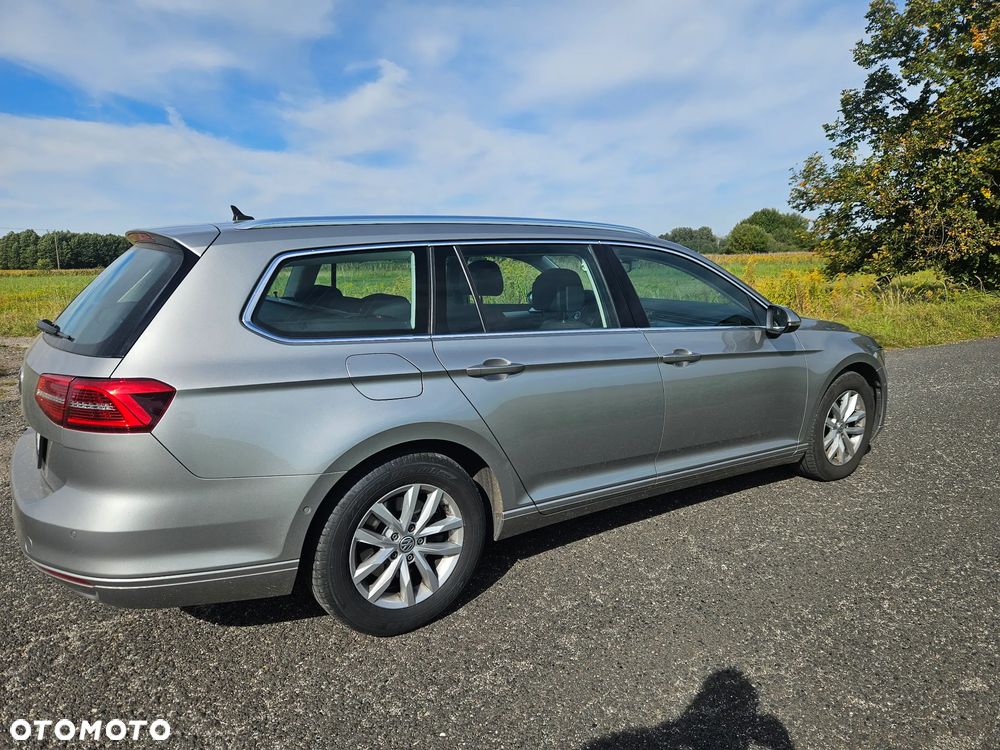 Volkswagen Passat - 3