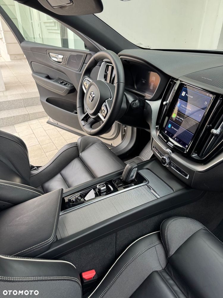 Volvo XC 60 - 30