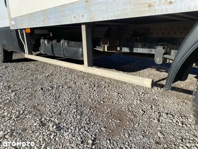Iveco Daily kontener z windą 35S14 2,3 140 KM klima tempomat - 19