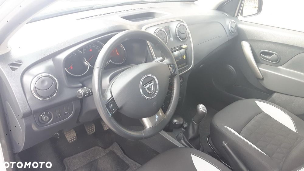Dacia Sandero 0.9 TCe Laureate - 7