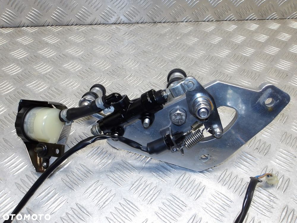 Set prawy podnóżek dźwignia pompa hamulca KAWASAKI VN 900 VULCAN CUSTOM 07-24r - 7