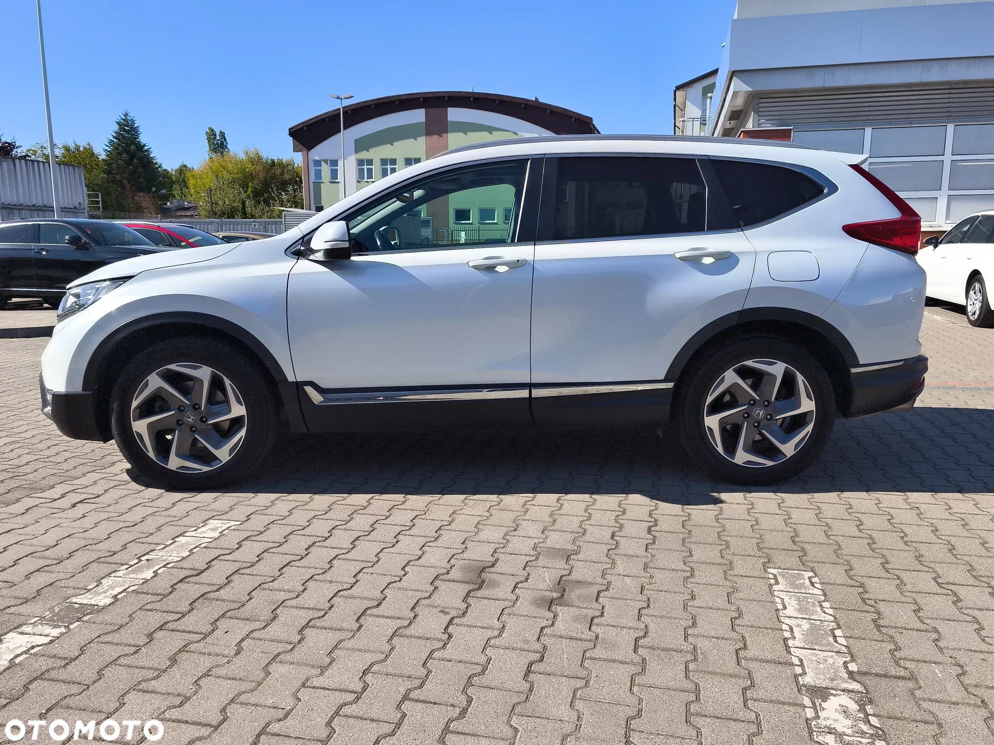 Honda CR-V 1.5 Executive (Honda Connect+) CVT - 2