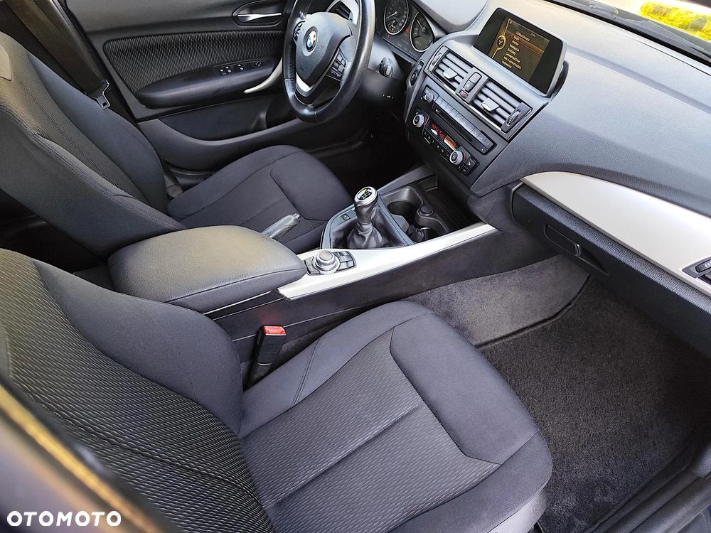 BMW Seria 1 - 21