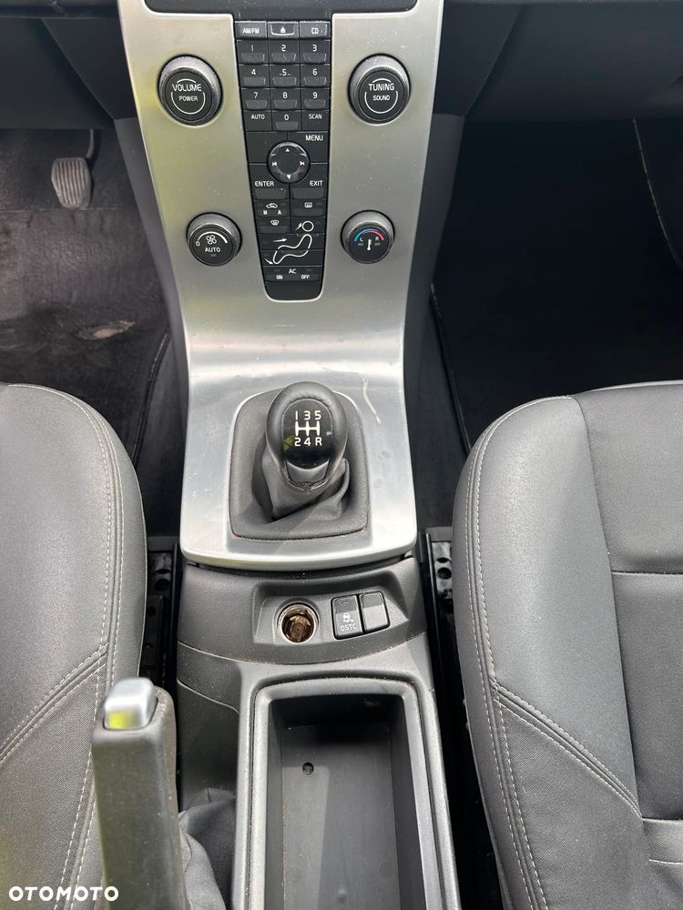 Volvo V50 - 11