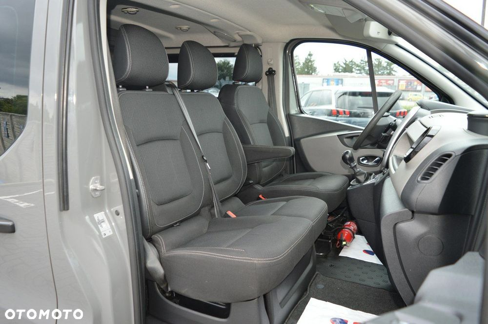 Renault Trafic - 28