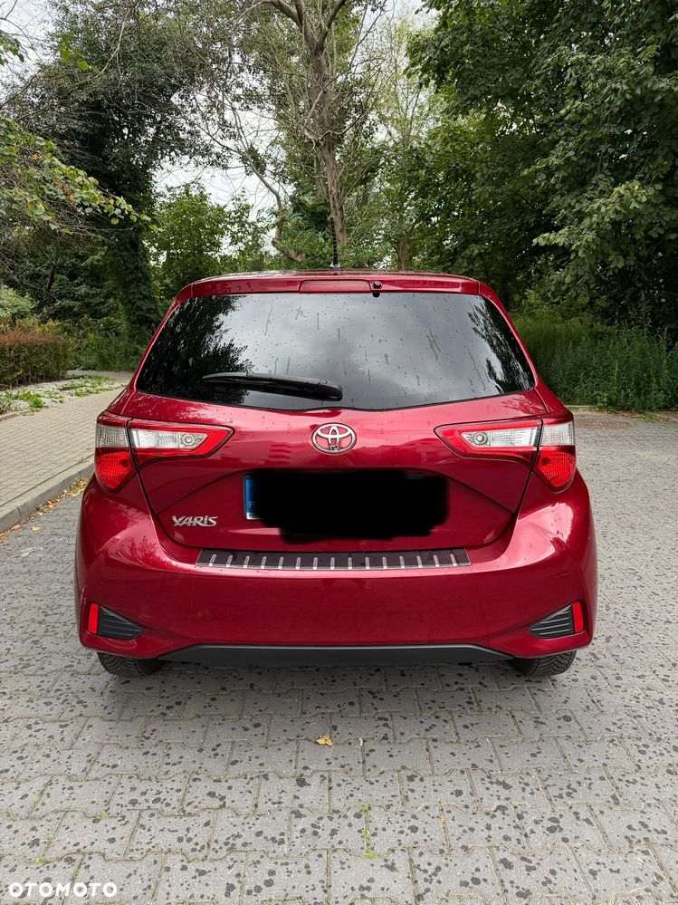 Toyota Yaris 1.5 Premium - 10