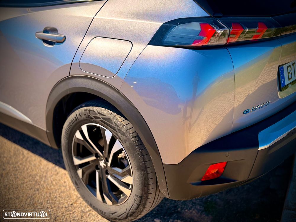 Peugeot e-2008 GT - 9