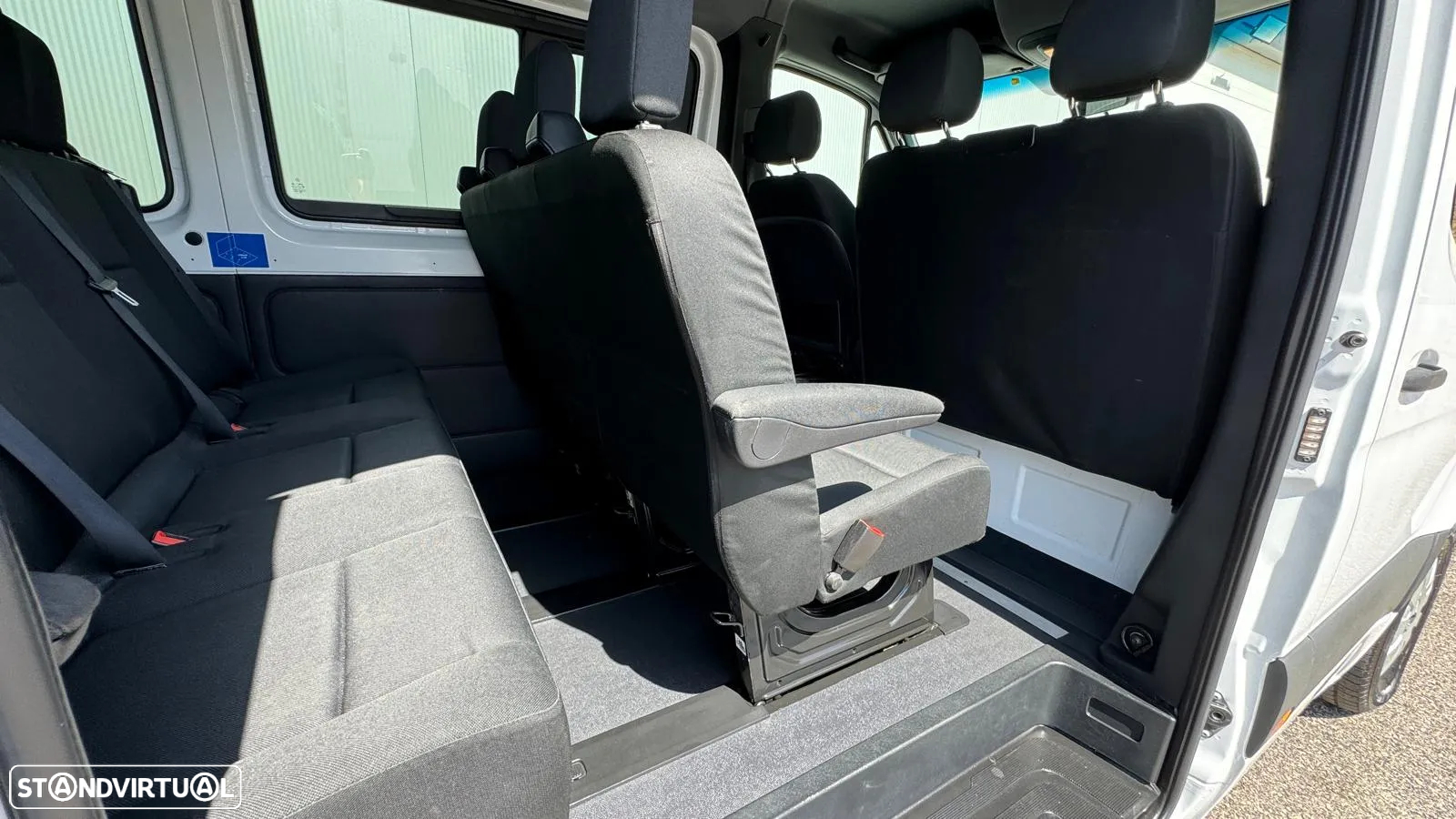 Mercedes-Benz Sprinter - 8