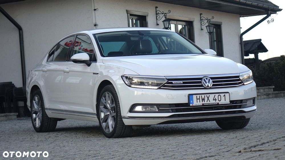 Volkswagen Passat - 17