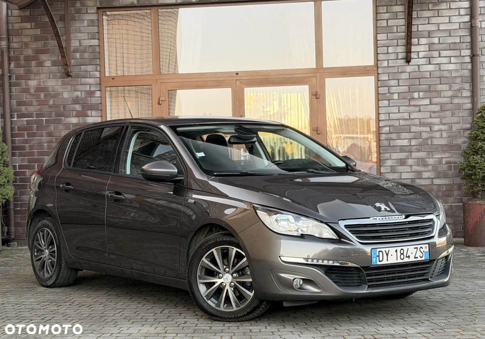 Peugeot 308 1.2 PureTech GPF Allure S&S - 13