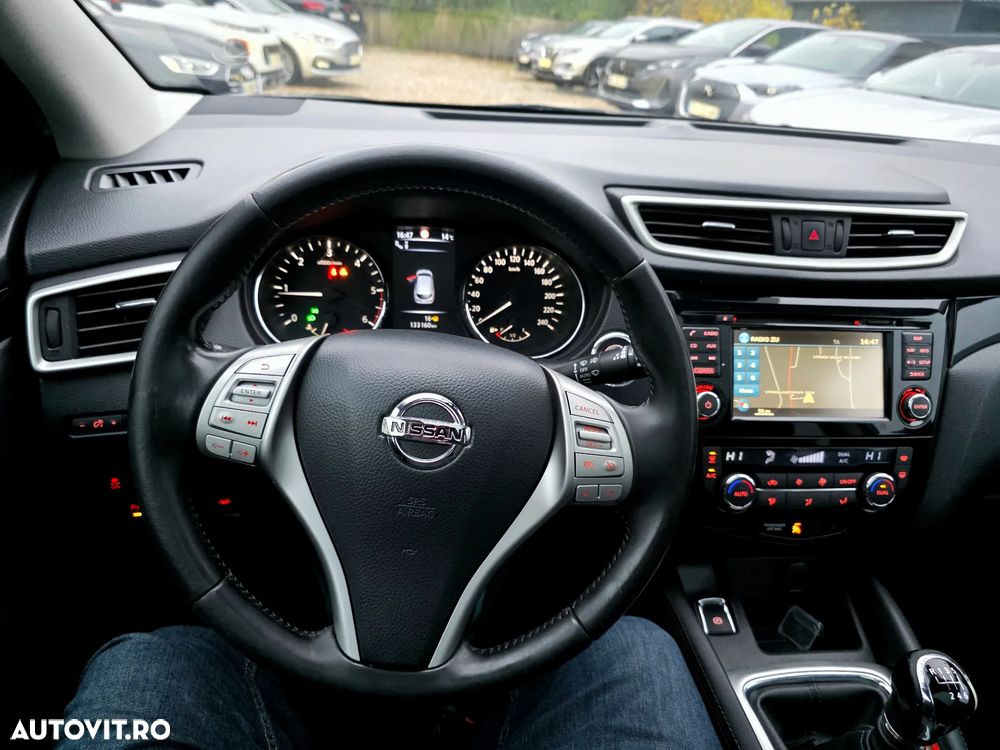 Nissan Qashqai 1.6 DCI TEKNA - 23