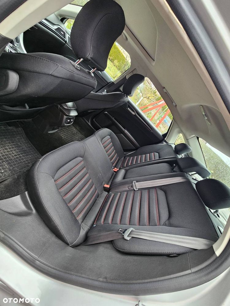 Ford Fusion - 5