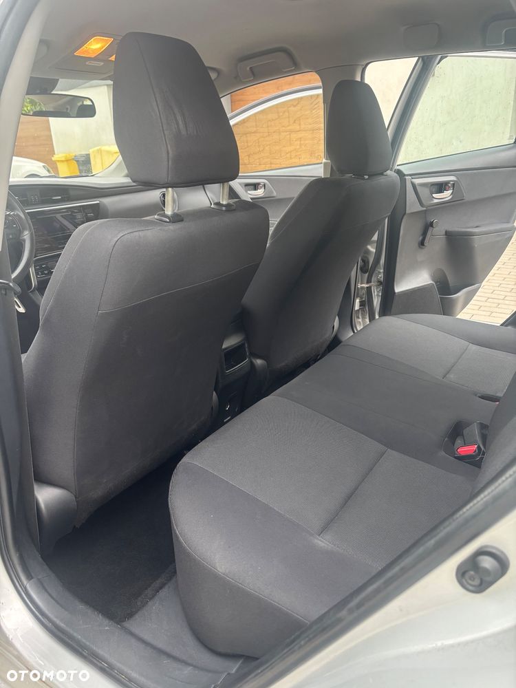 Toyota Auris 1.6 Active - 9
