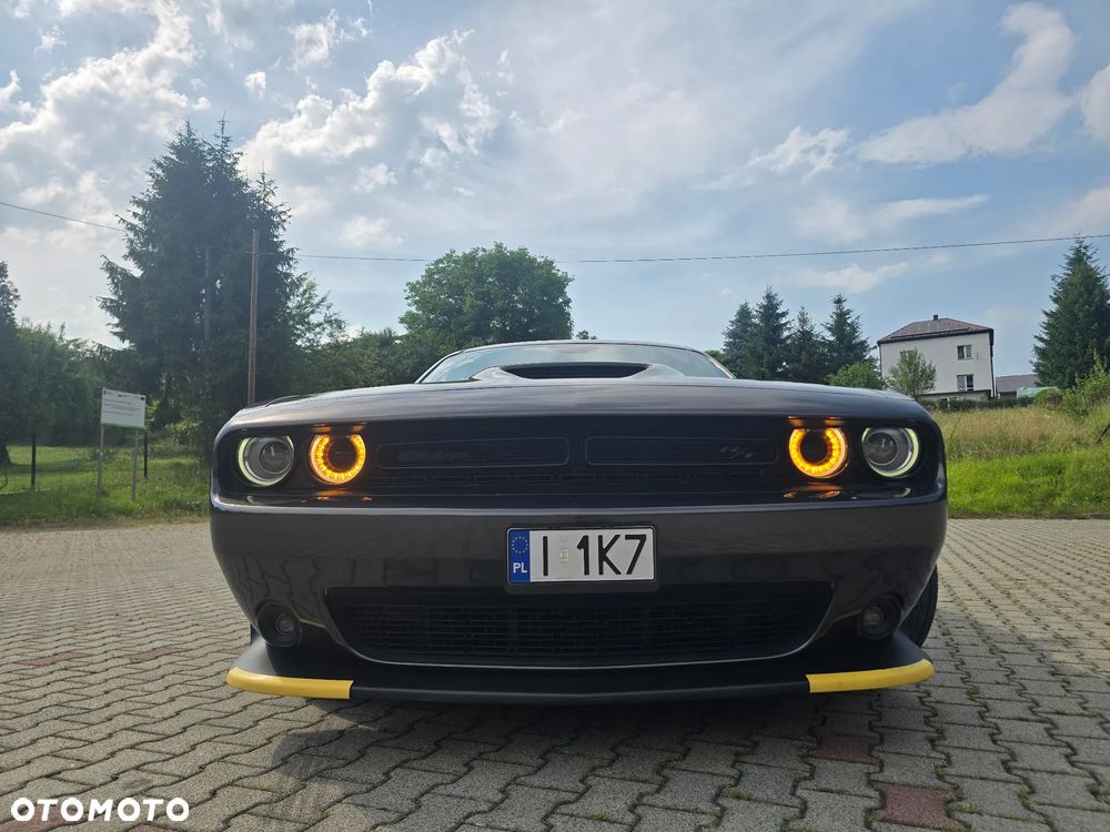 Dodge Challenger 5.7 R/T - 1