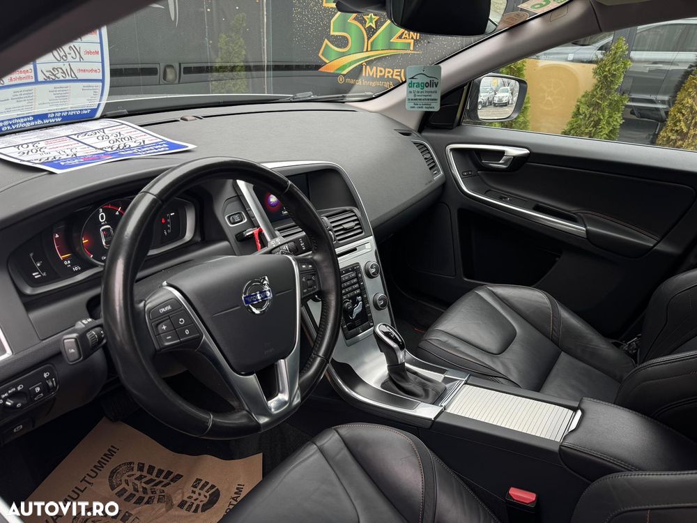 Volvo XC 60 D4 Geartronic Ocean Race - 14