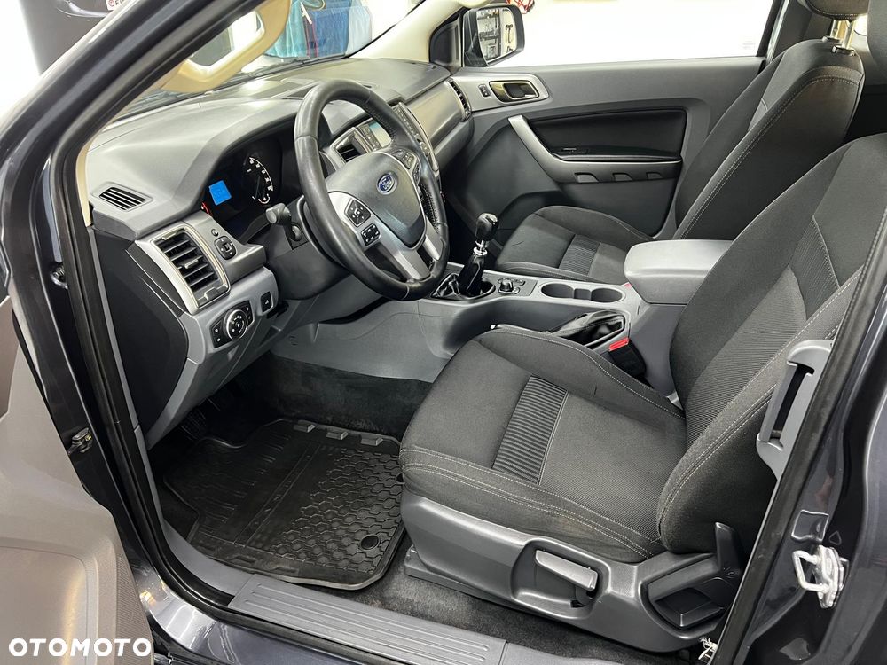 Ford Ranger XLT - 22