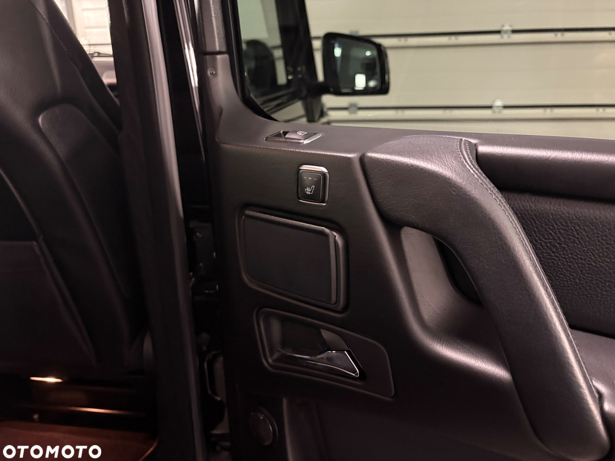 Mercedes-Benz Klasa G 500 7G-TRONIC - 26