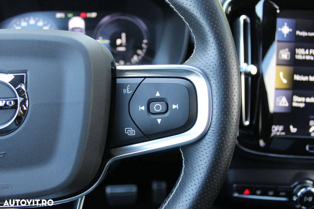 Volvo XC 40 Recharge T5 Twin Engine AT7 R-Design - 19