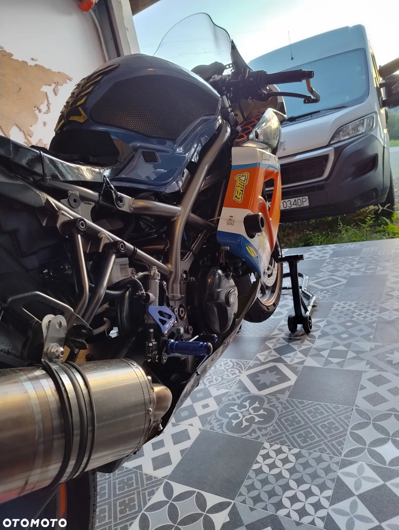 Suzuki SV - 7