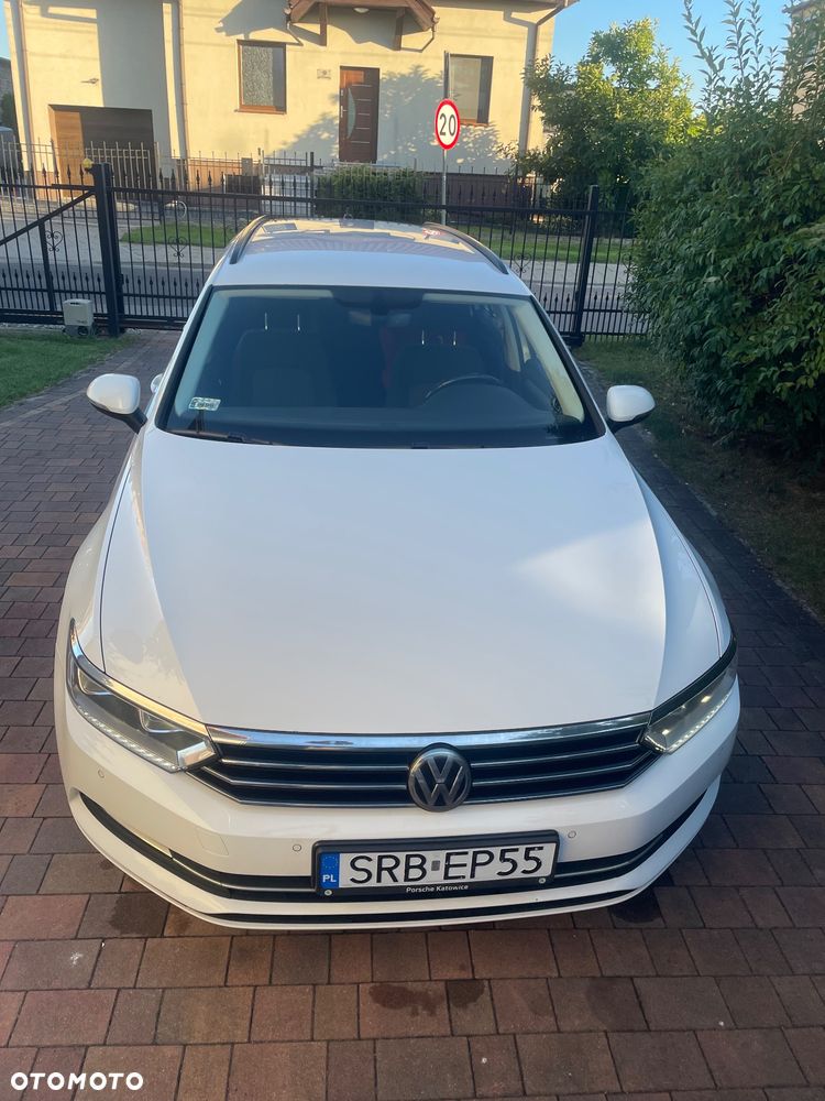 Volkswagen Passat 2.0 TDI BMT Comfortline - 11