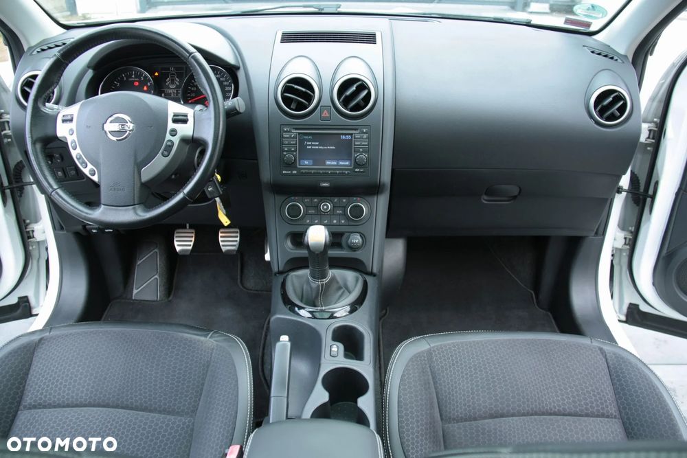 Nissan Qashqai 1.6 I-Way - 27