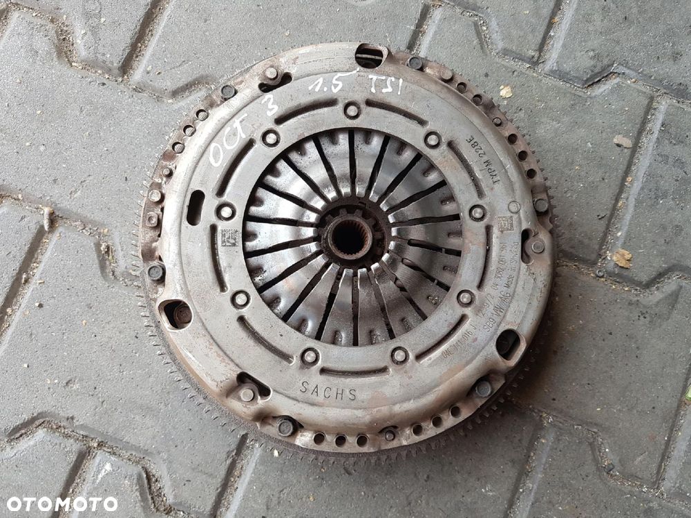 SKODA OCTAVIA 3 III LIFT 17-20r 1.5 TSI KOŁO DWUMASOWE - 1