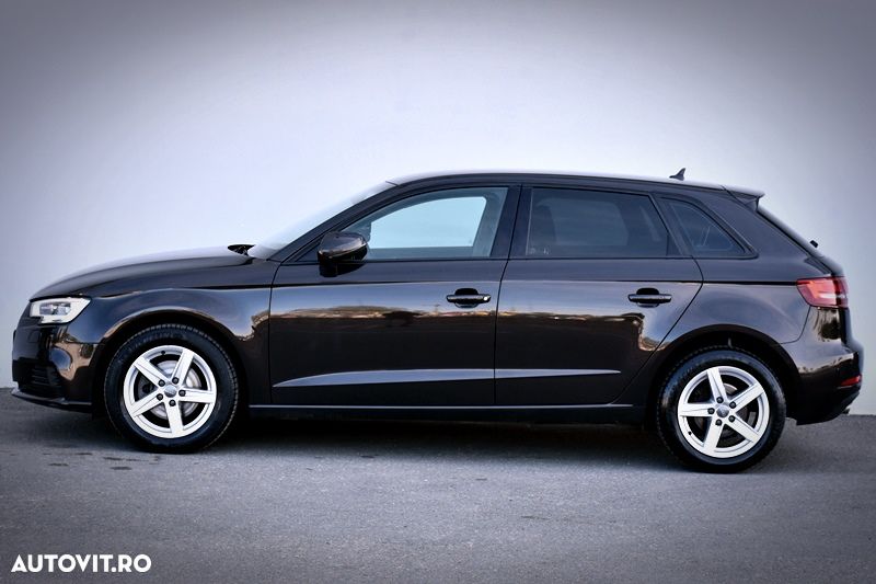 Audi A3 Sportback - 7