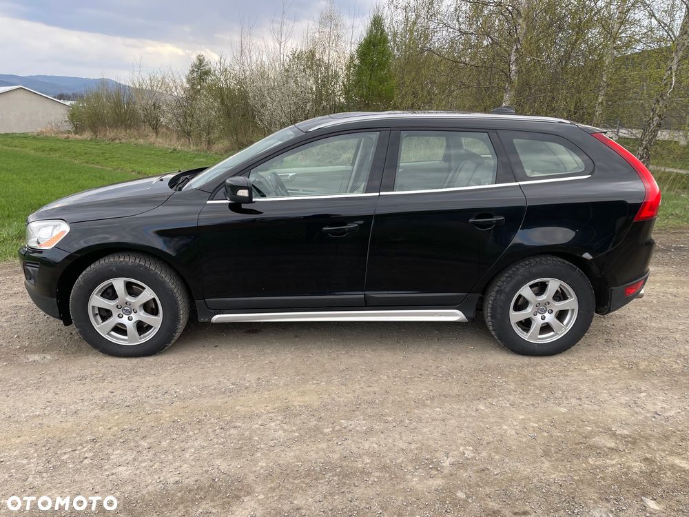 Volvo XC 60 D5 AWD Kinetic - 4