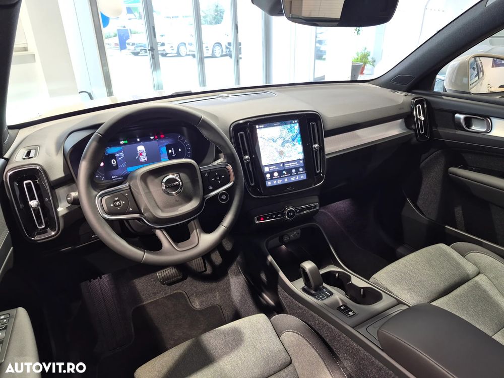 Volvo XC 40 B3 AT FWD MHEV Core - 12