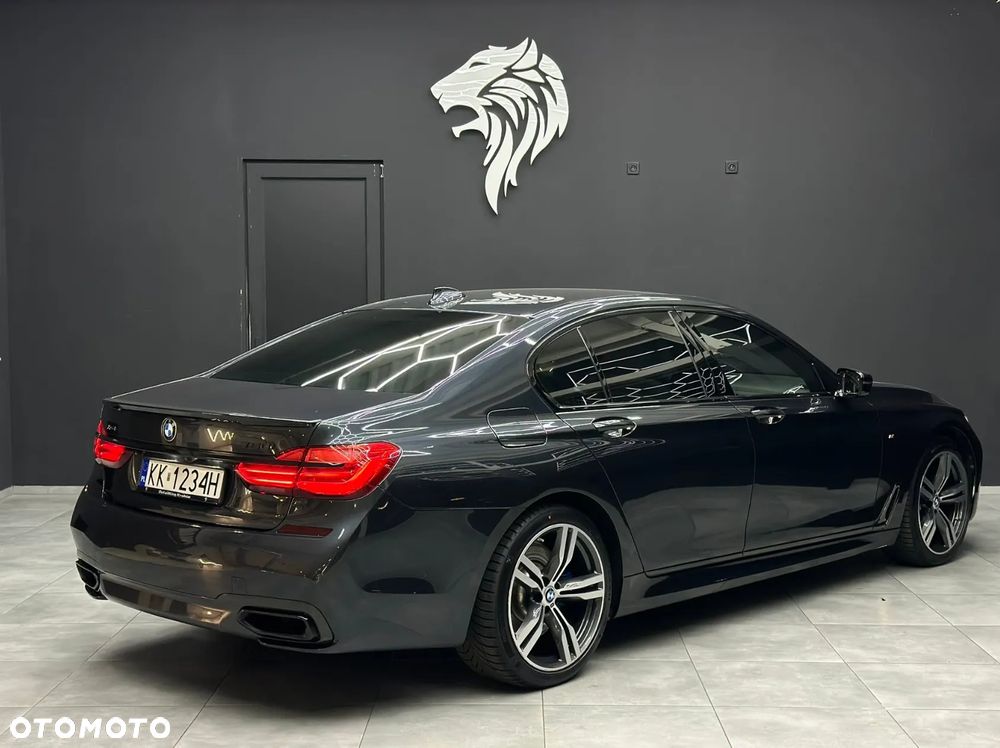 BMW Seria 7 750i xDrive - 1