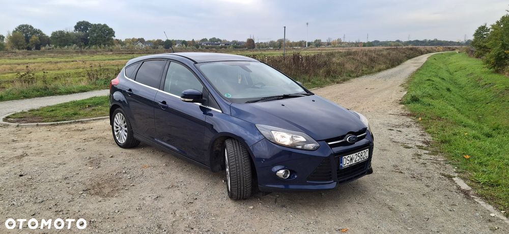 Ford Focus 1.6 EcoBoost Titanium - 29