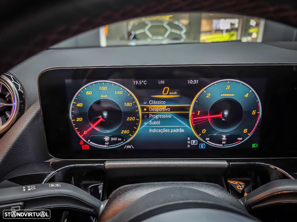 Mercedes-Benz GLA 200 d 8G-DCT AMG Line Advanced Plus - 35
